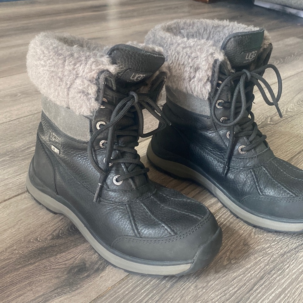 Women's Adirondack Round Toe Leather & Suede Waterproof Booties.